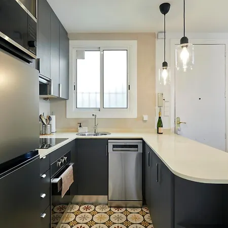 Apartment Unique With 360 View By Maison Pinata *
